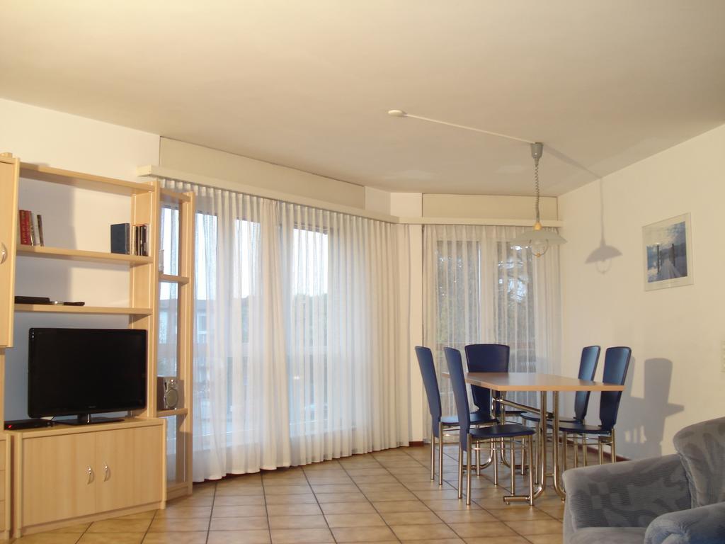 Apart Holidays - Residenza Flora Locarno Rum bild